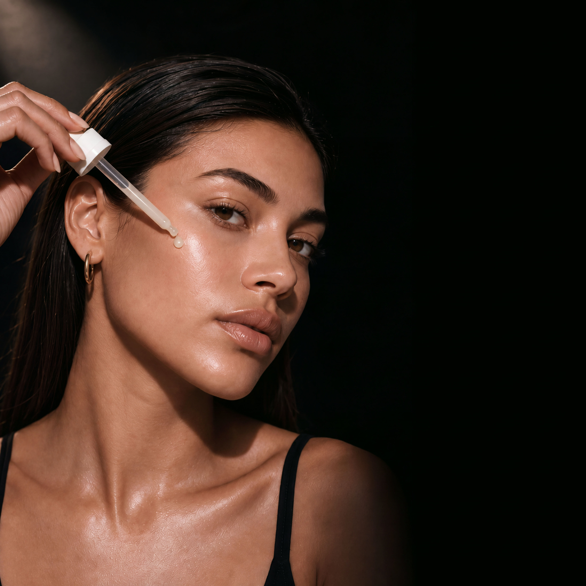 Sérum facial de retinol y péptidos