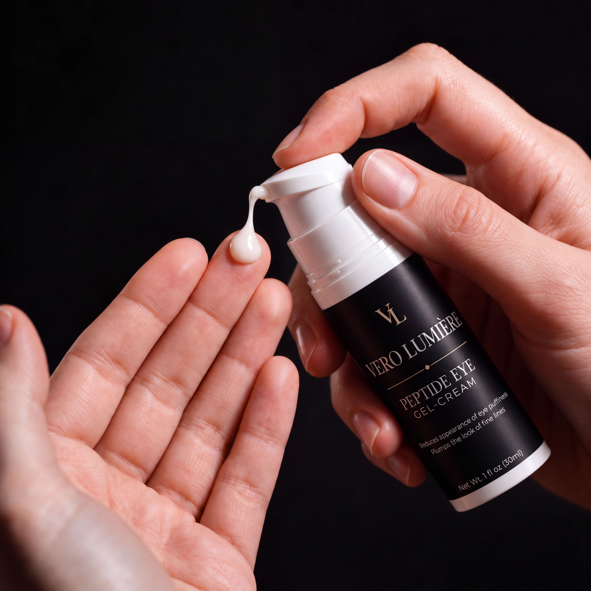 Gel-crema para el contorno de ojos con péptidos